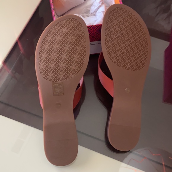Brand new size 11 Tory Burch slippers  SOLD SOLD - Picture 2 of 4